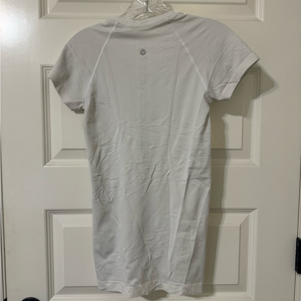 Lululemon Swiftly Tech - image 2